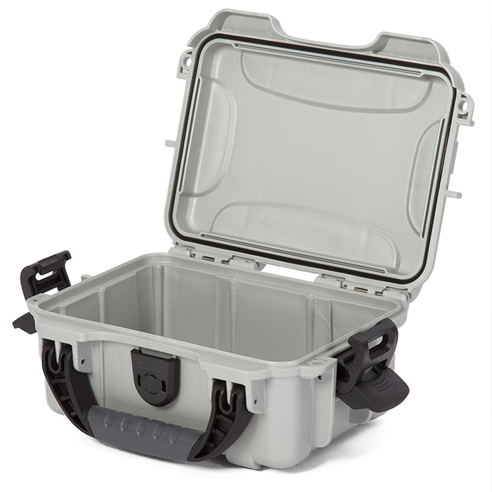 Valise Nanuk 903 Argent sans mousse